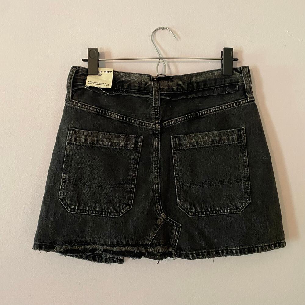NWT We The Free Gray Wash Bare With Me Denim Mini Skirt Moxie Women's size 25 - Picture 8 of 12